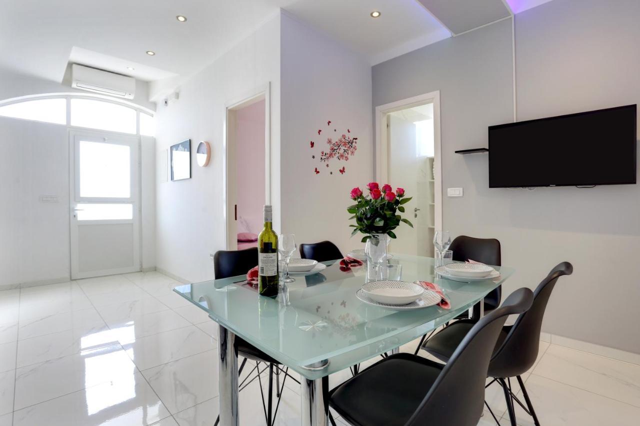 Adorable Apartment Ena Kastela Dış mekan fotoğraf