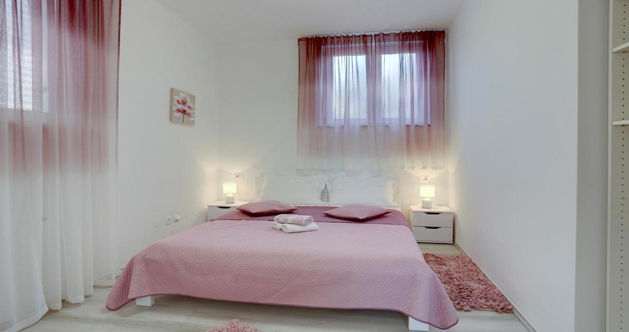 Adorable Apartment Ena Kastela Dış mekan fotoğraf