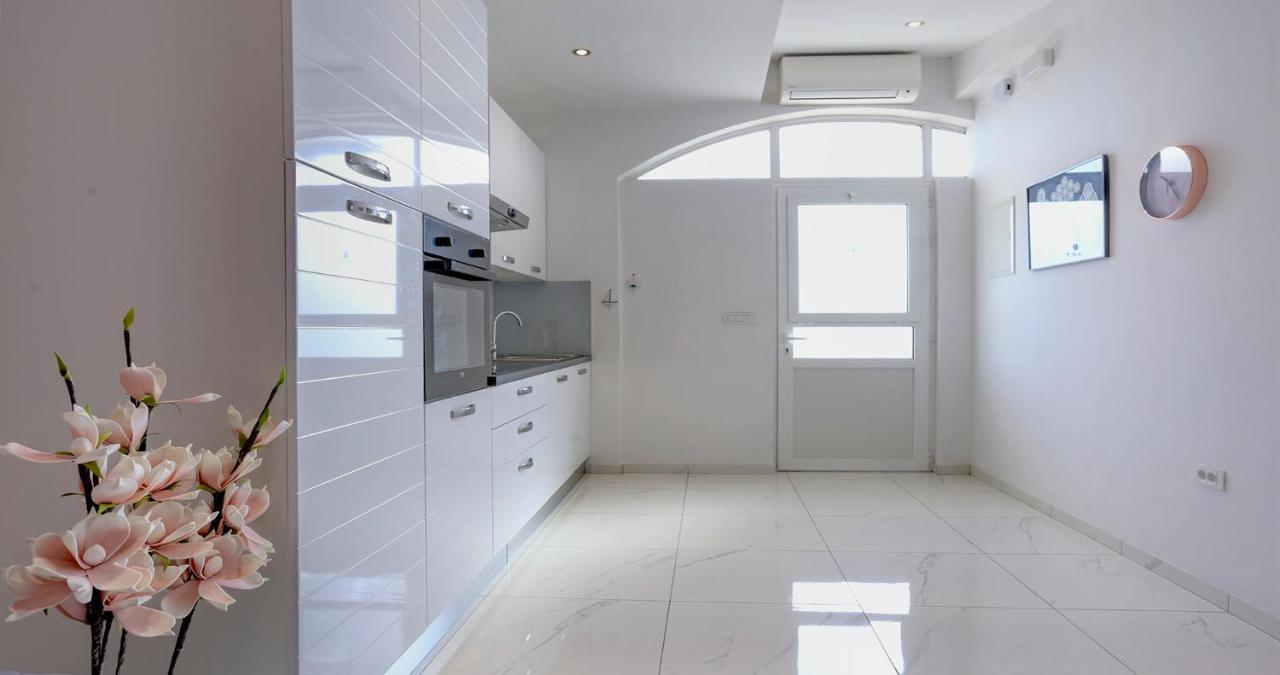 Adorable Apartment Ena Kastela Dış mekan fotoğraf