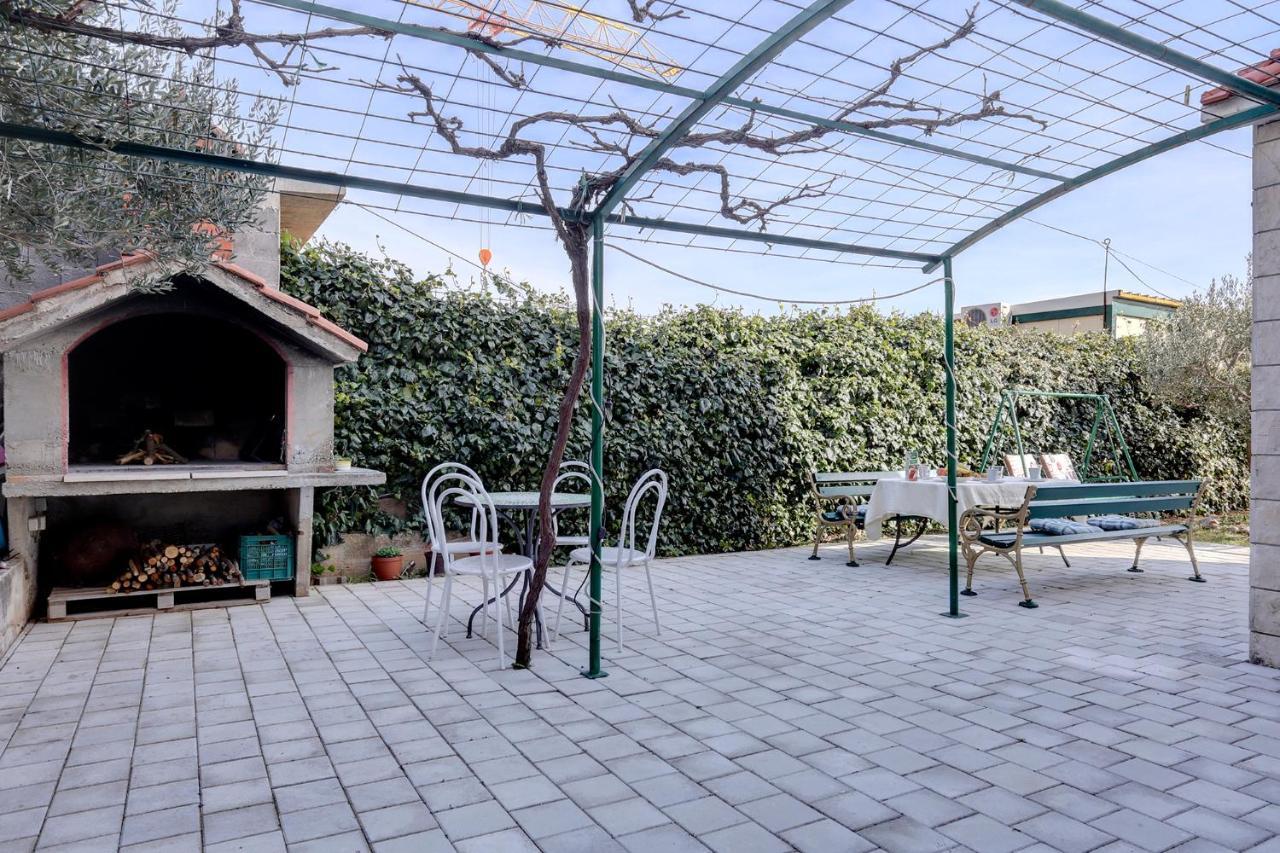 Adorable Apartment Ena Kastela Dış mekan fotoğraf